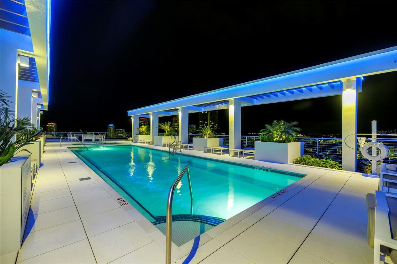 777 3rd Avenue N, Unit 1703, Saint Petersburg, FL 33701 Photo