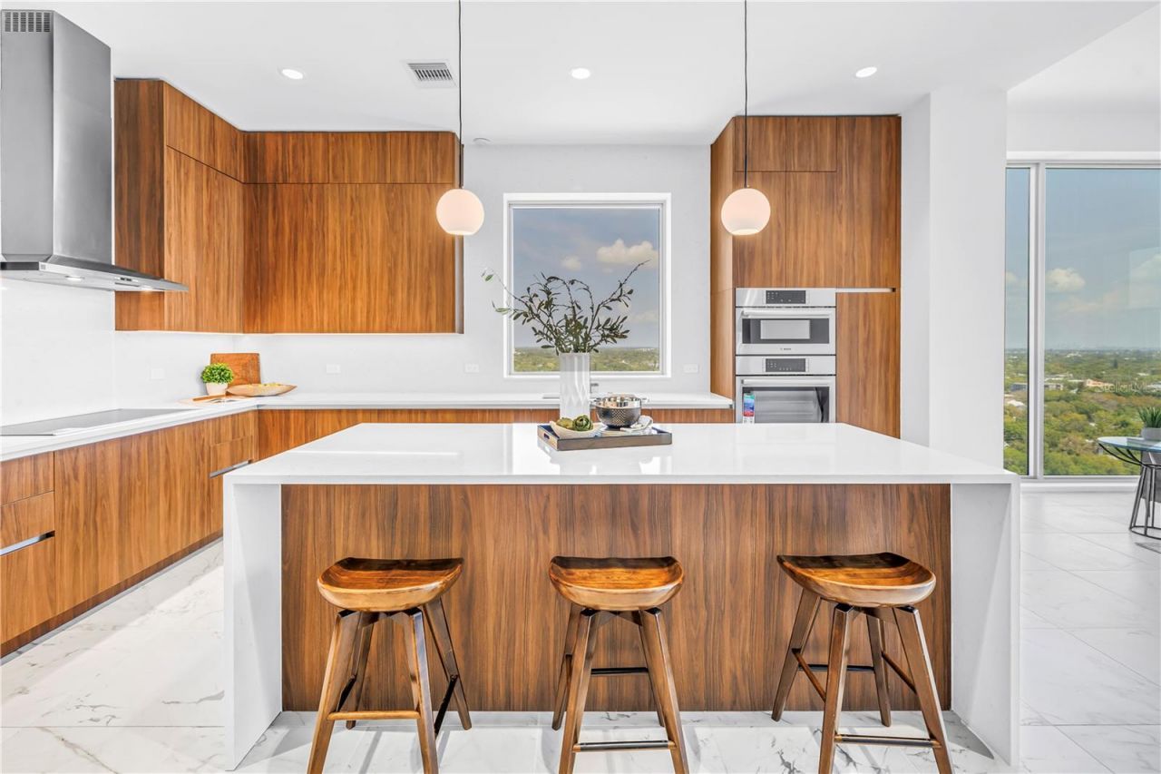 777 3rd Avenue N, Unit 1703, Saint Petersburg, FL 33701 Photo