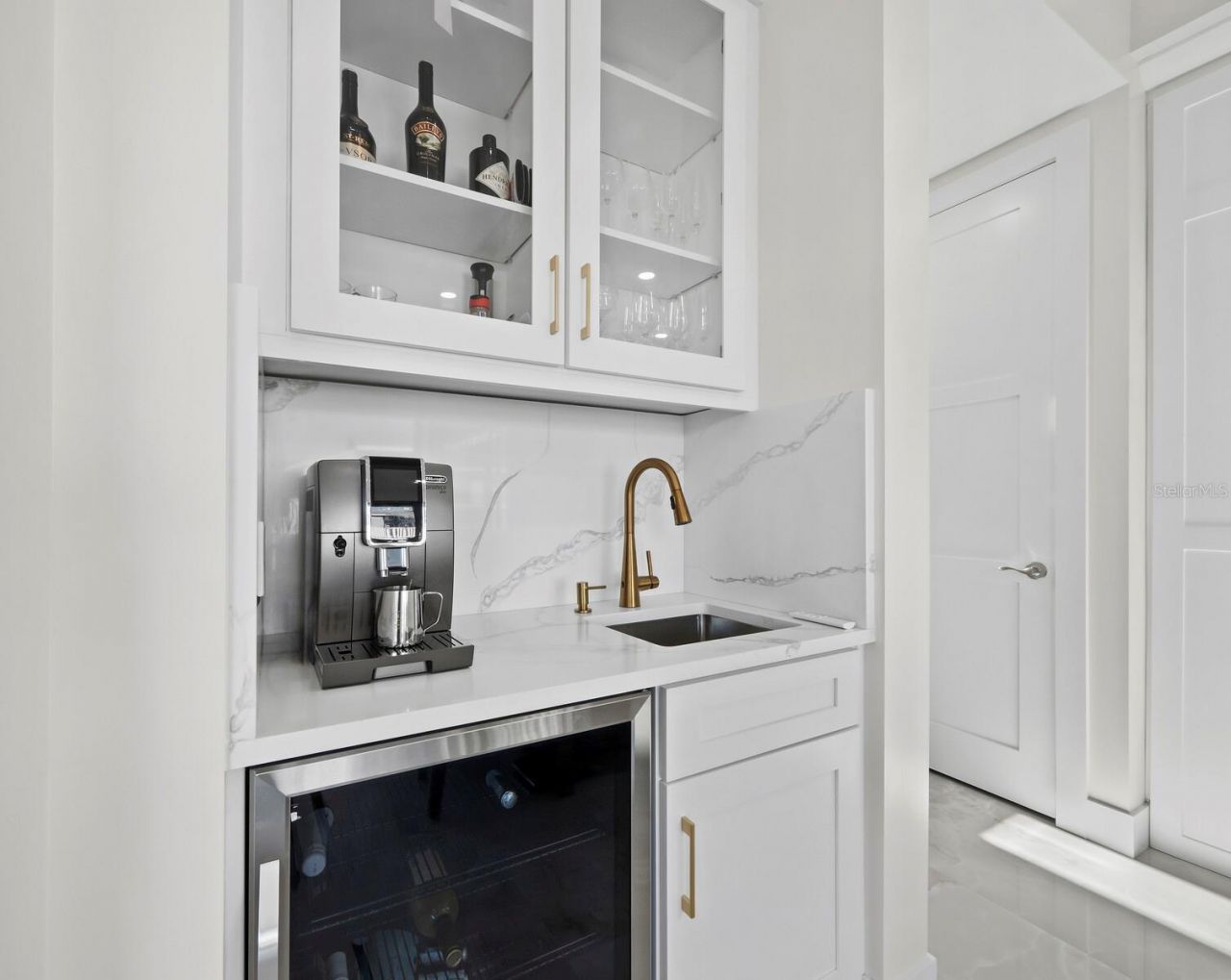 635 Jungle Queen Way, Longboat Key, FL 34228 Photo