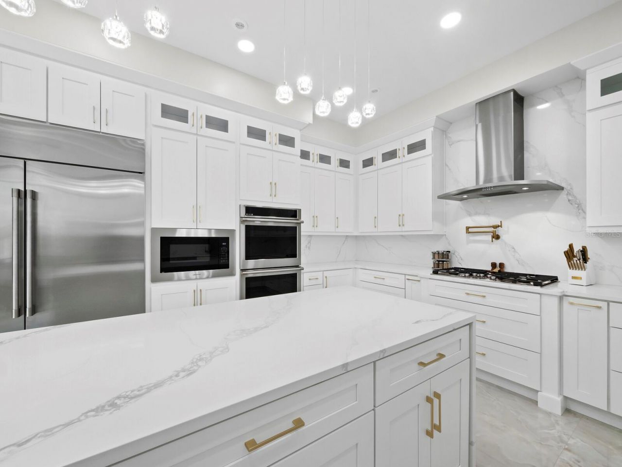 635 Jungle Queen Way, Longboat Key, FL 34228 Photo