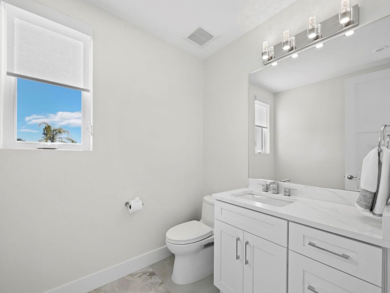 635 Jungle Queen Way, Longboat Key, FL 34228 Photo
