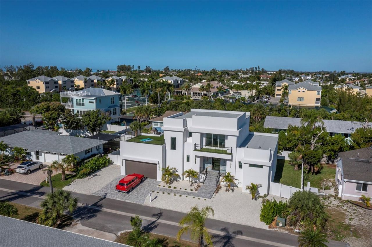 635 Jungle Queen Way, Longboat Key, FL 34228 Photo