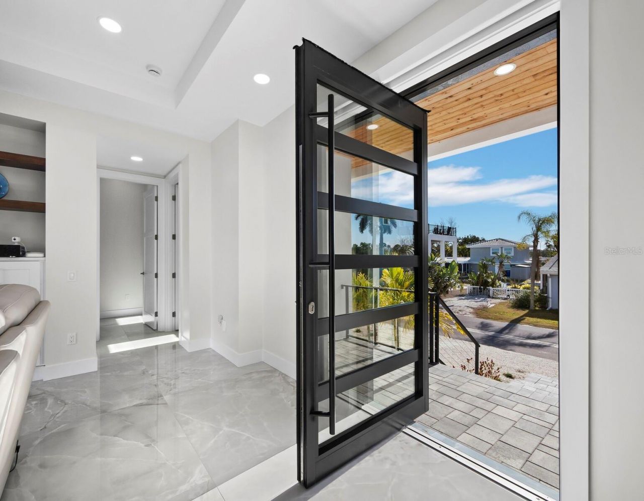 635 Jungle Queen Way, Longboat Key, FL 34228 Photo