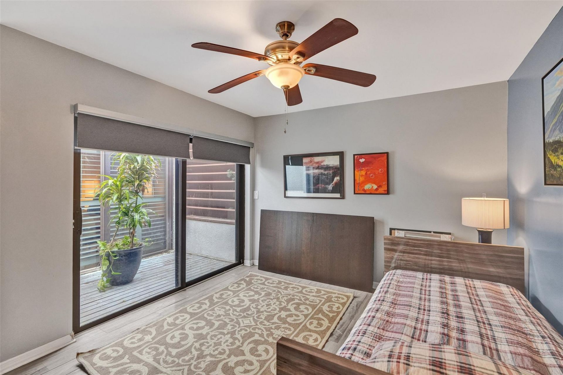 1017 NE 202nd Lane, Miami, FL 33179 Photo