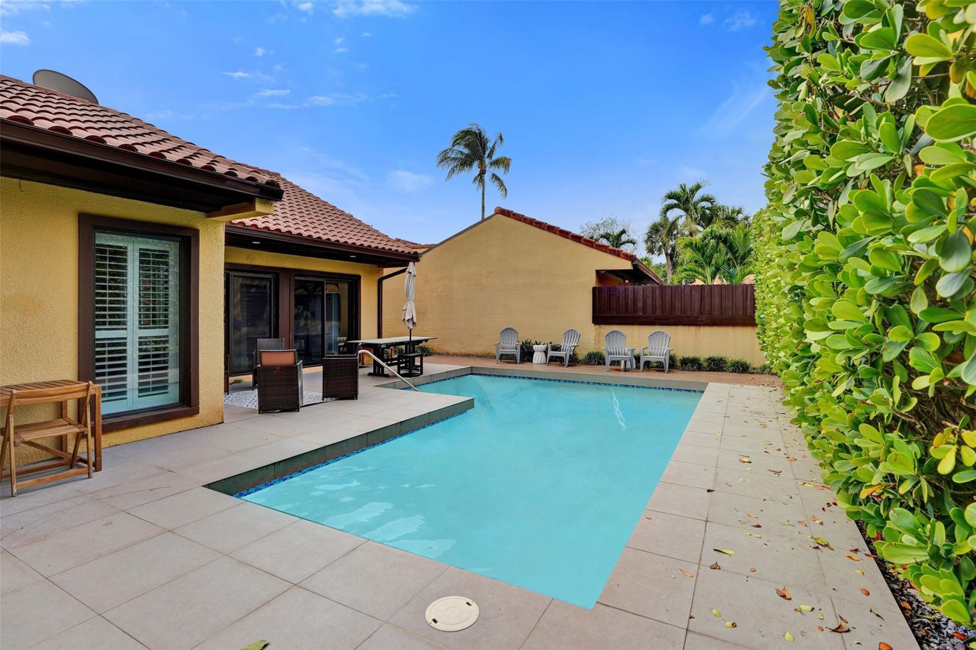 1017 NE 202nd Lane, Miami, FL 33179 Photo