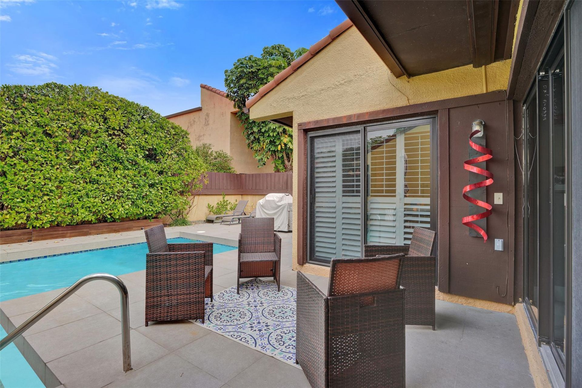 1017 NE 202nd Lane, Miami, FL 33179 Photo