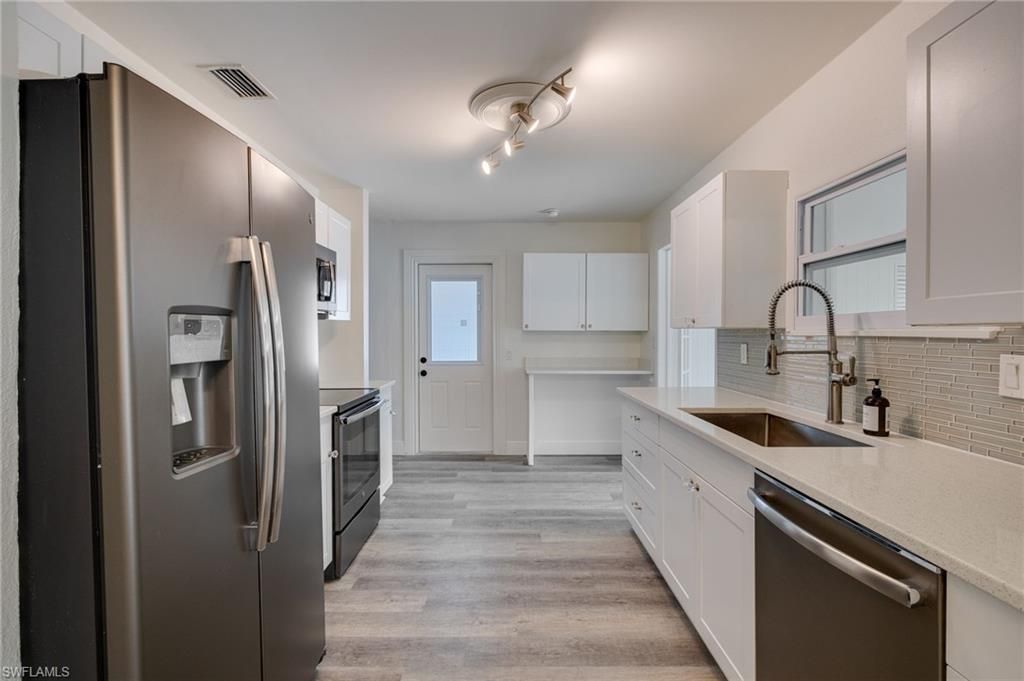 1542 Coconut Dr, Fort Myers, FL 33901 Photo