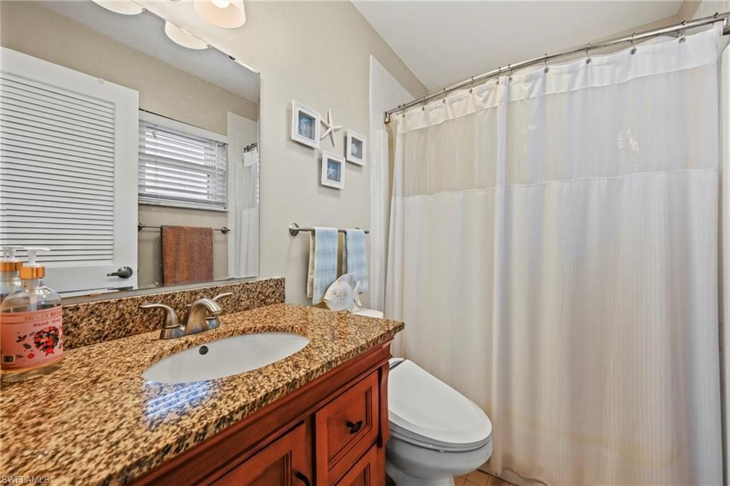 9290 Lake Park Dr, Unit 201, Fort Myers, FL 33919 Photo