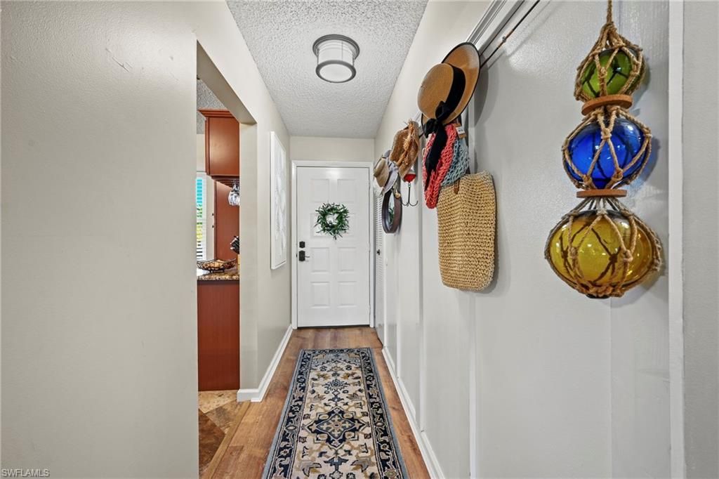 9290 Lake Park Dr, Unit 201, Fort Myers, FL 33919 Photo