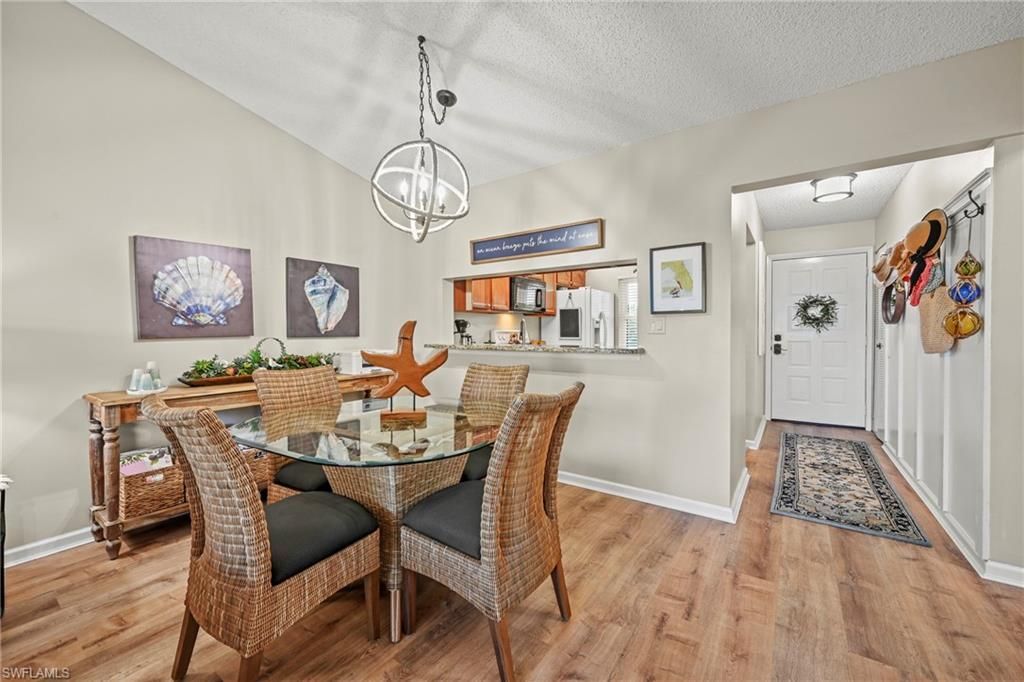 9290 Lake Park Dr, Unit 201, Fort Myers, FL 33919 Photo