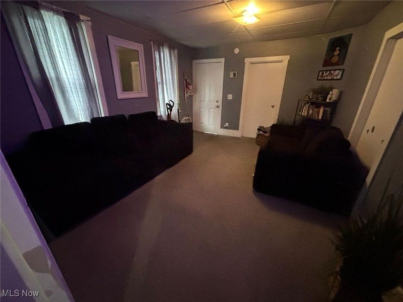 4148 Carlyle Avenue, Cleveland, OH 44109 Photo 2