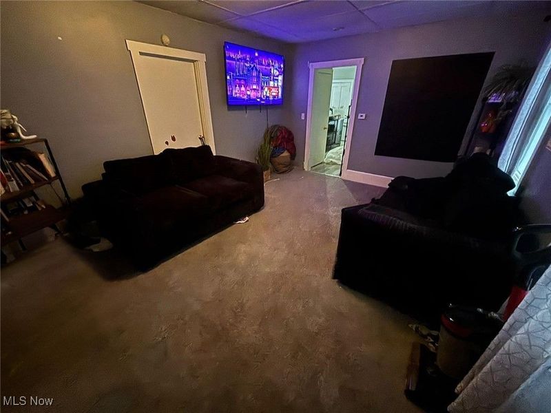 4148 Carlyle Avenue, Cleveland, OH 44109 Photo 3