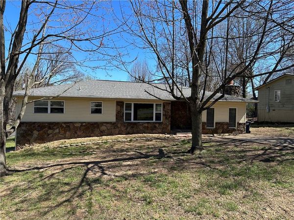 601 Tamarind Street , Harrison, AR 72601