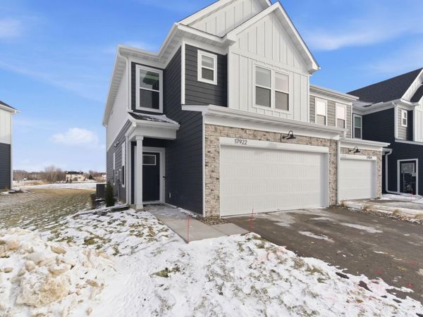 17922 Genoa Drive, Lakeville, MN 55024