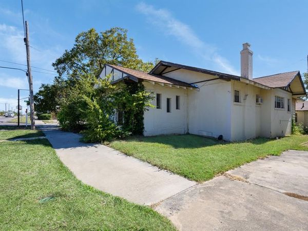 916-B E Hubbard Street , Mineral Wells, TX 76067