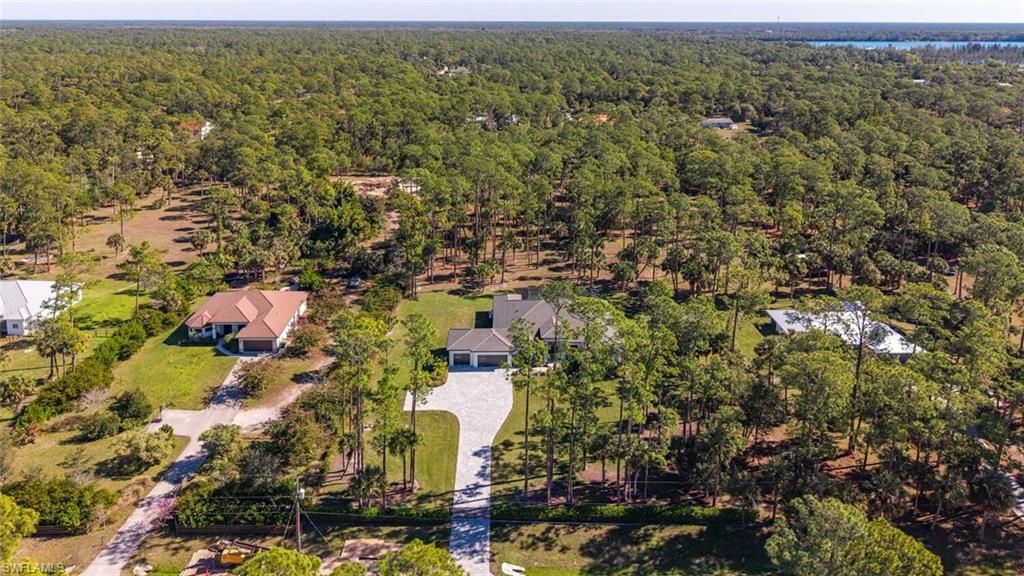 662 9th St Sw, Naples, FL 34117 Photo