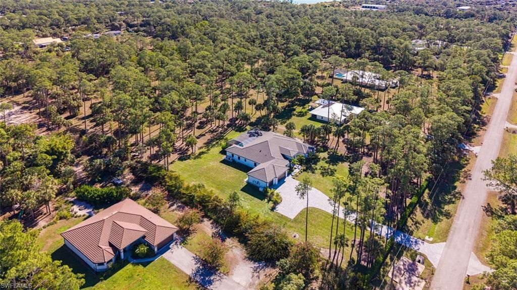 662 9th St Sw, Naples, FL 34117 Photo