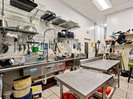 8251 Bruceville Rd #140, Unit 140, Sacramento, CA 95823 Photo