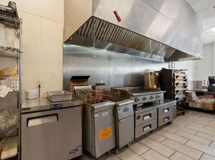 8251 Bruceville Rd #140, Unit 140, Sacramento, CA 95823 Photo