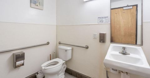 8251 Bruceville Rd #140, Unit 140, Sacramento, CA 95823 Photo