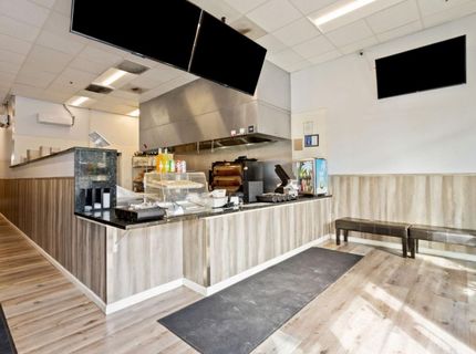 8251 Bruceville Rd #140, Unit 140, Sacramento, CA 95823 Photo