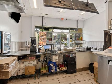 8251 Bruceville Rd #140, Unit 140, Sacramento, CA 95823 Photo