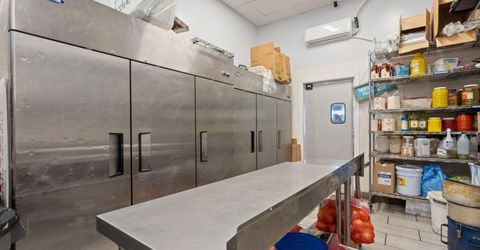 8251 Bruceville Rd #140, Unit 140, Sacramento, CA 95823 Photo