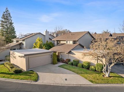 8899 Bluff Ln, Fair Oaks, CA 95628 Photo