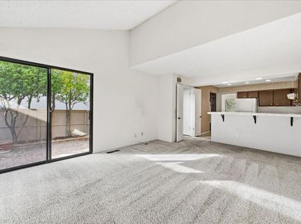 8899 Bluff Ln, Fair Oaks, CA 95628 Photo