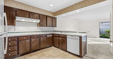 8899 Bluff Ln, Fair Oaks, CA 95628 Photo