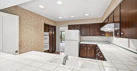 8899 Bluff Ln, Fair Oaks, CA 95628 Photo