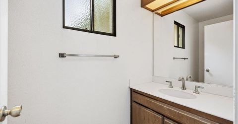 8899 Bluff Ln, Fair Oaks, CA 95628 Photo