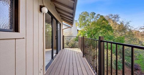 8899 Bluff Ln, Fair Oaks, CA 95628 Photo