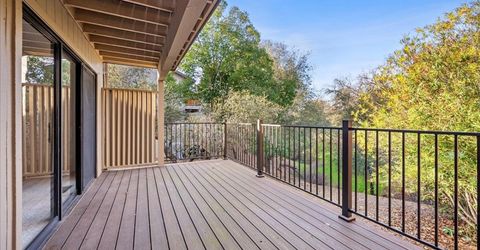 8899 Bluff Ln, Fair Oaks, CA 95628 Photo