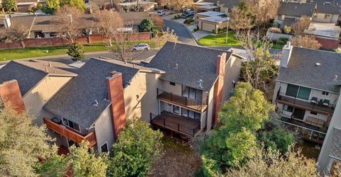 8899 Bluff Ln, Fair Oaks, CA 95628 Photo