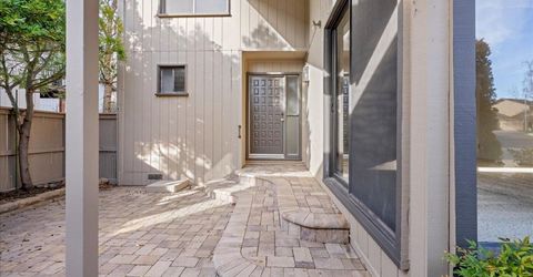 8899 Bluff Ln, Fair Oaks, CA 95628 Photo