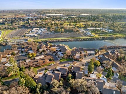 8899 Bluff Ln, Fair Oaks, CA 95628 Photo