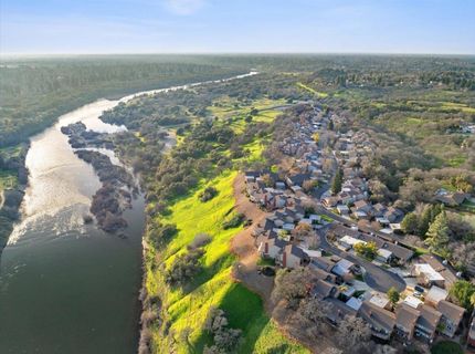 8899 Bluff Ln, Fair Oaks, CA 95628 Photo