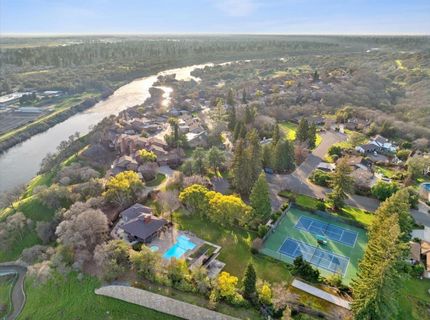 8899 Bluff Ln, Fair Oaks, CA 95628 Photo