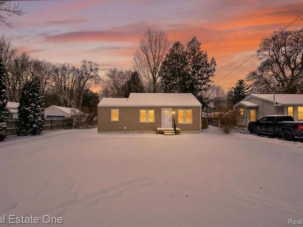 3267 Mills Acres Street, Genesee Twp, MI 48506