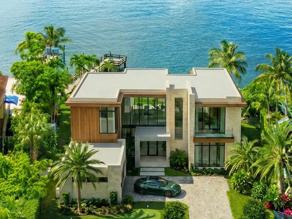 1010 Pine Point Road, Singer Island, FL 33404
