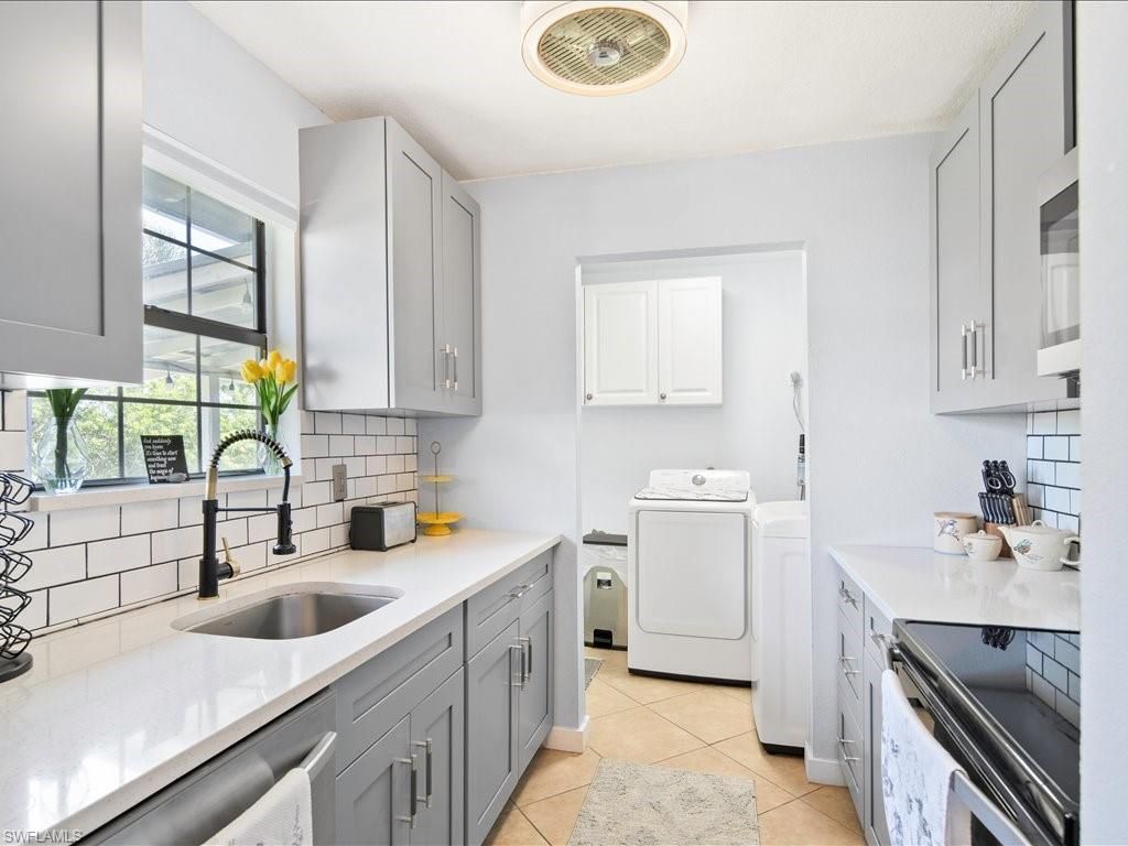 2469 Florida Ave, Naples, FL 34112 Photo