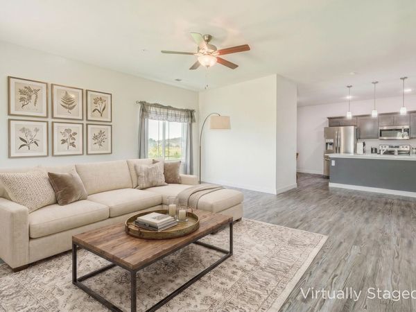 5501 PRAIRIE PLACE Drive, McFarland, WI 53558