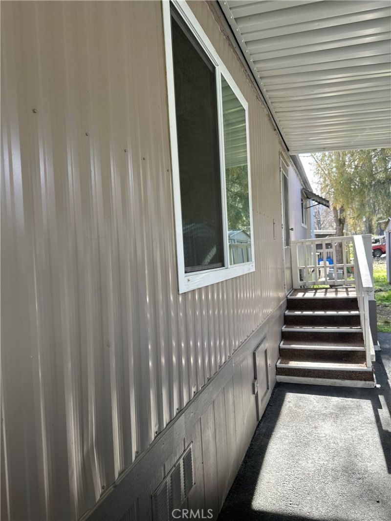 39678 Road 425b, Unit 33, Oakhurst, CA 93644 Main Photo