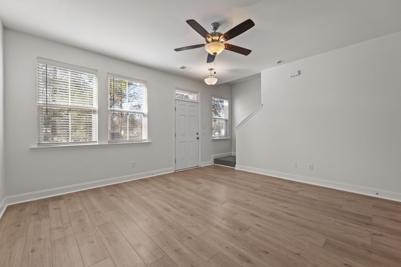 123 Boone Street Photo 5