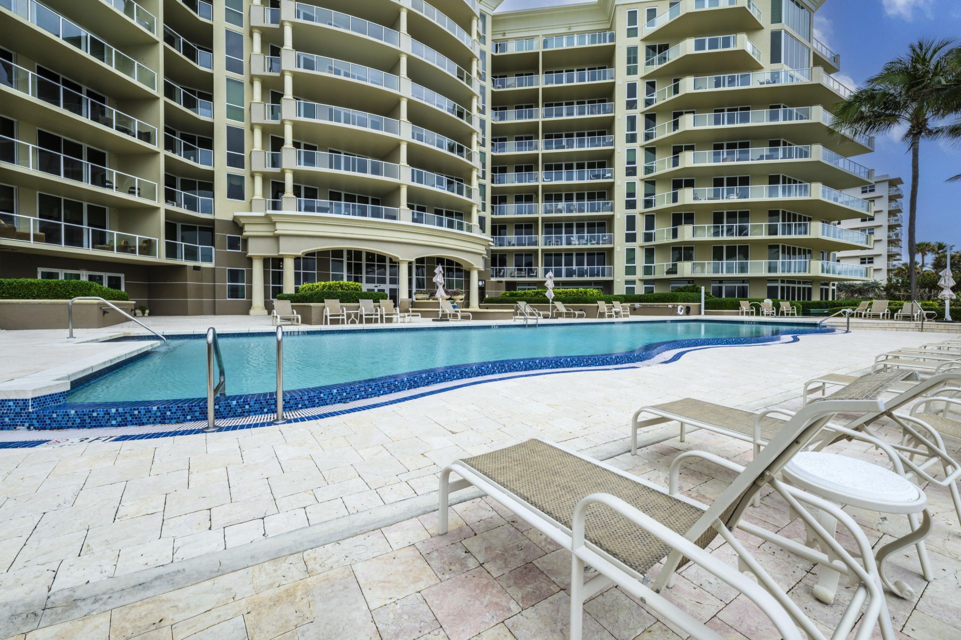1063 Hillsboro Mile, Unit 807, Hillsboro Beach, FL 33062 Photo