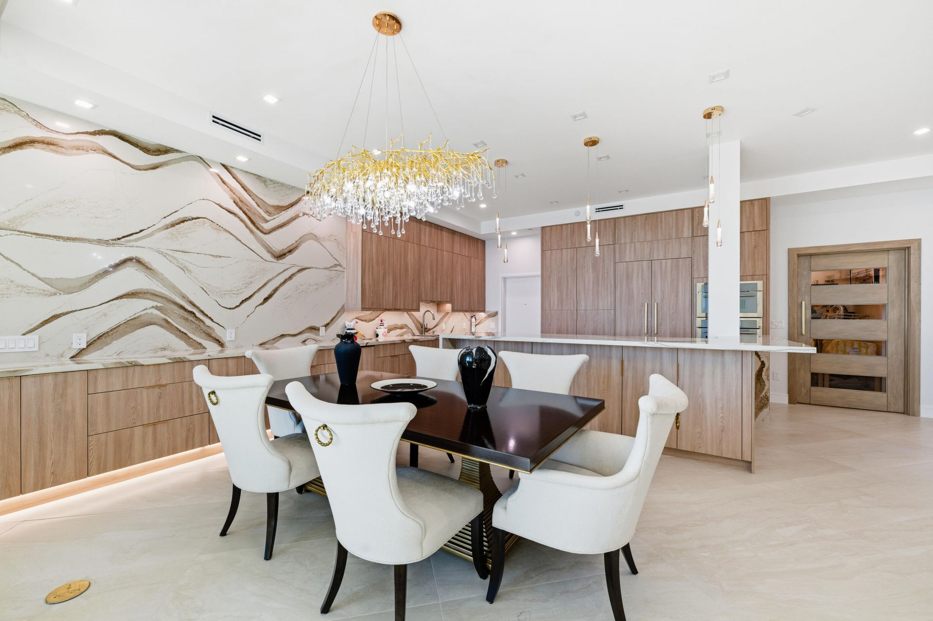 1063 Hillsboro Mile, Unit 807, Hillsboro Beach, FL 33062 Photo