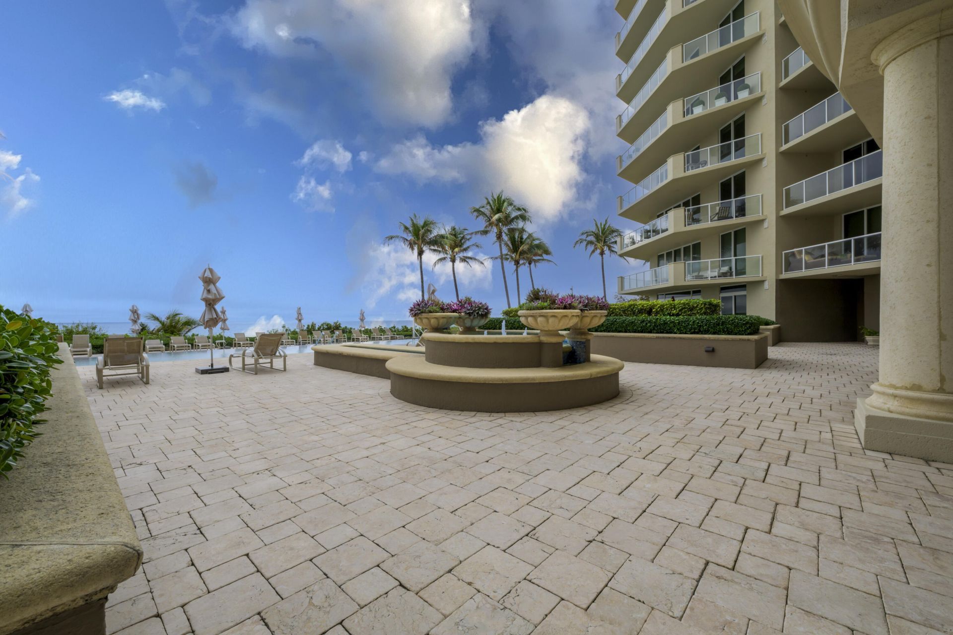 1063 Hillsboro Mile, Unit 807, Hillsboro Beach, FL 33062 Photo