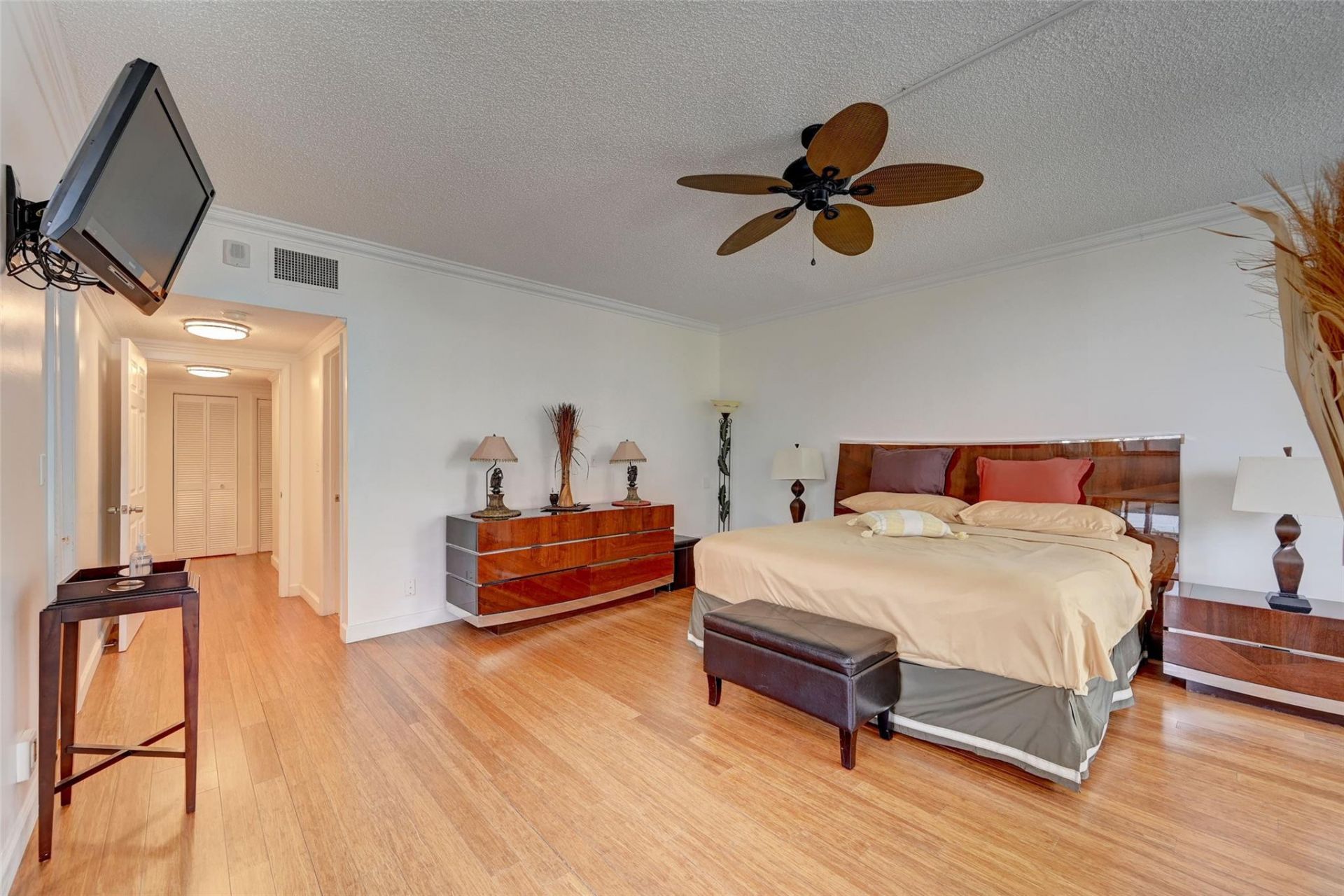 525 N Ocean Boulevard, Unit T-2, Pompano Beach, FL 33062 Photo