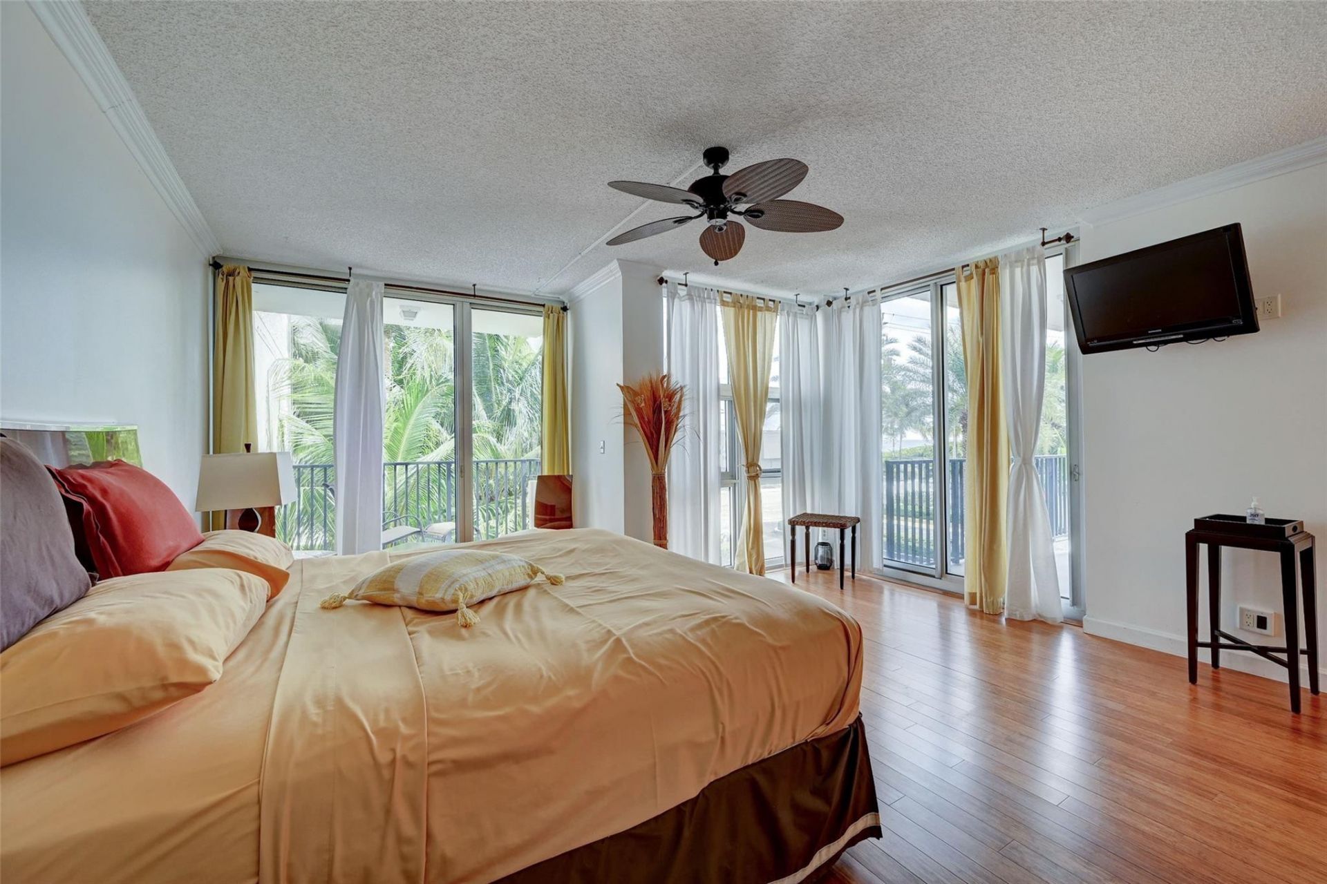 525 N Ocean Boulevard, Unit T-2, Pompano Beach, FL 33062 Photo